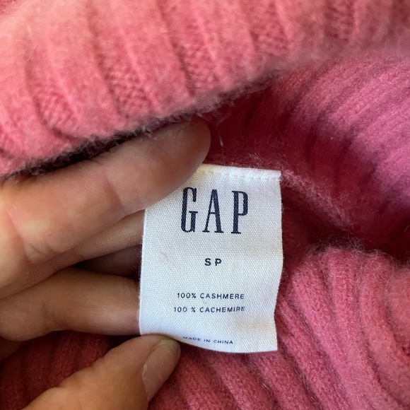 100% cashmere turtleneck pink sweater - Picture 3 of 3